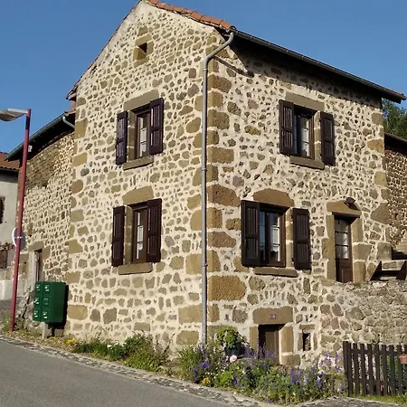 Evasion Au Coeur De : Charme Et Confort A Deux Pas Du Puy-en-velay - Fr-1-582-382 Дом отдыха *