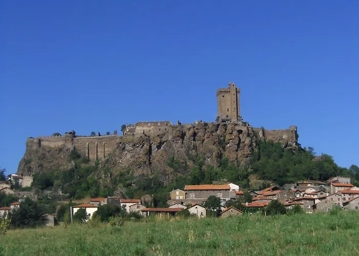 Evasion Au Coeur De : Charme Et Confort A Deux Pas Du Puy-en-velay - Fr-1-582-382 Polignac